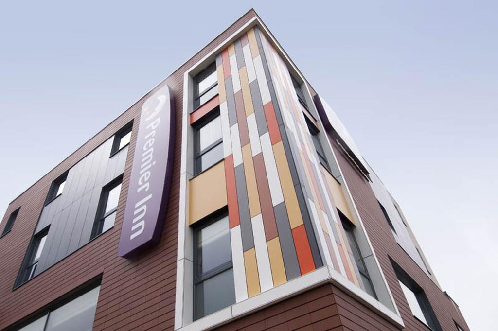 Premier Inn Camberley Exterior photo